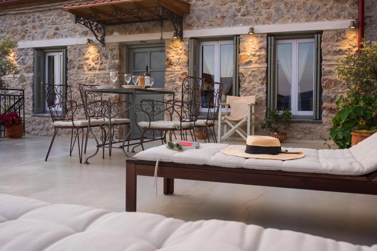 Guesthouse Simou With View 3 Bedrooms Arachova Exterior photo