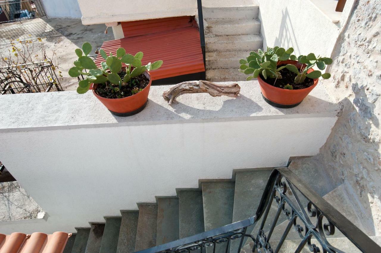 Guesthouse Simou With View 3 Bedrooms Arachova Exterior photo